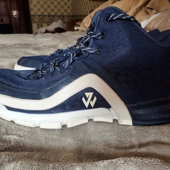 john wall basketball shoes
